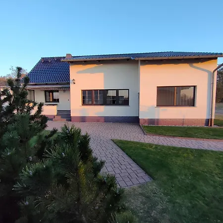 Haus Am Waldrand Дом отдыха Фечау