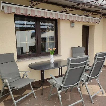 Haus Am Waldrand بيت للعطل *